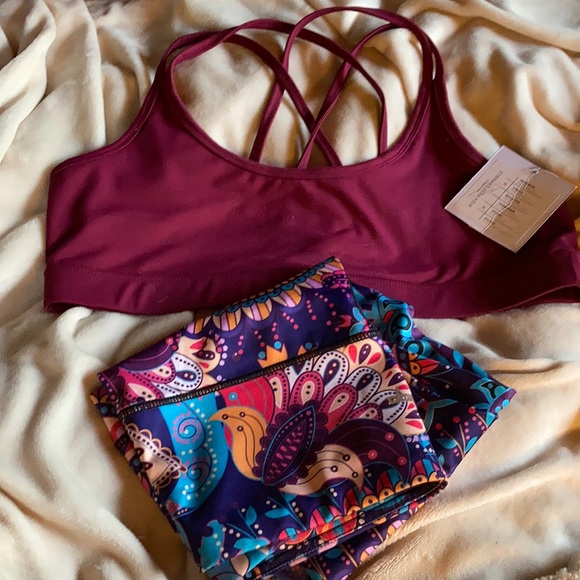 Threads 4 Thought Other - Threads 4 Thought Lotus Sports Bra- XL